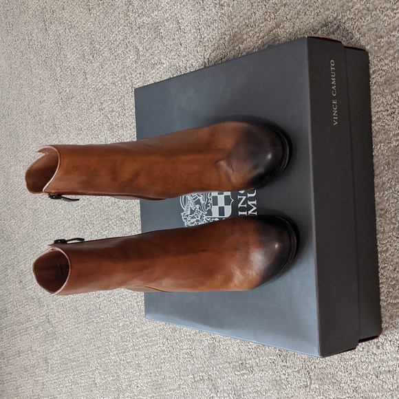 Vince Camuto Boots - Picture 2 of 3
